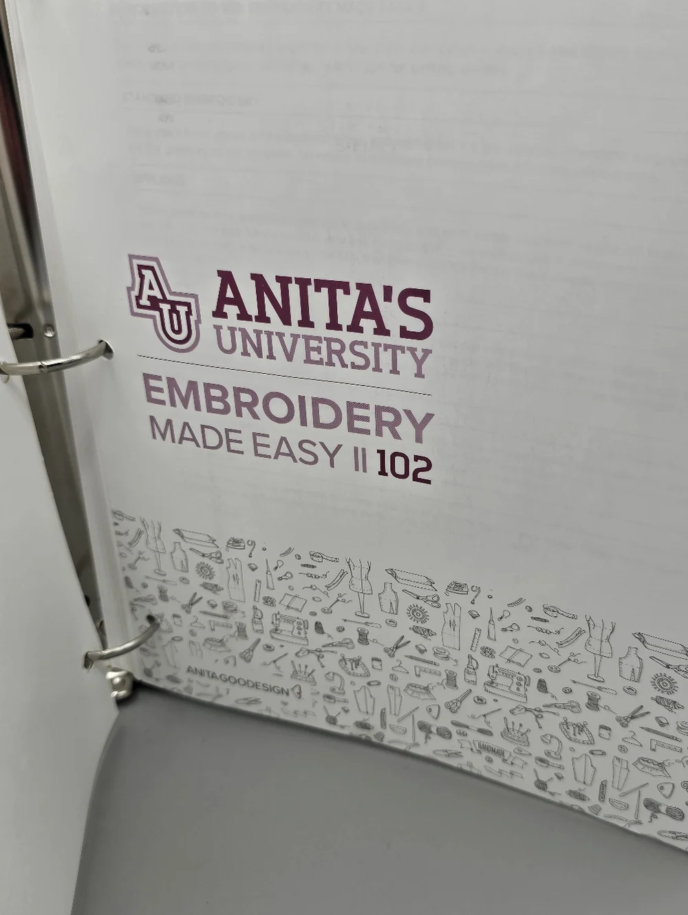 Anita Goodesign‎ Digitizing 102 EMBROIDERY MADE EASY II Book & USB STICK